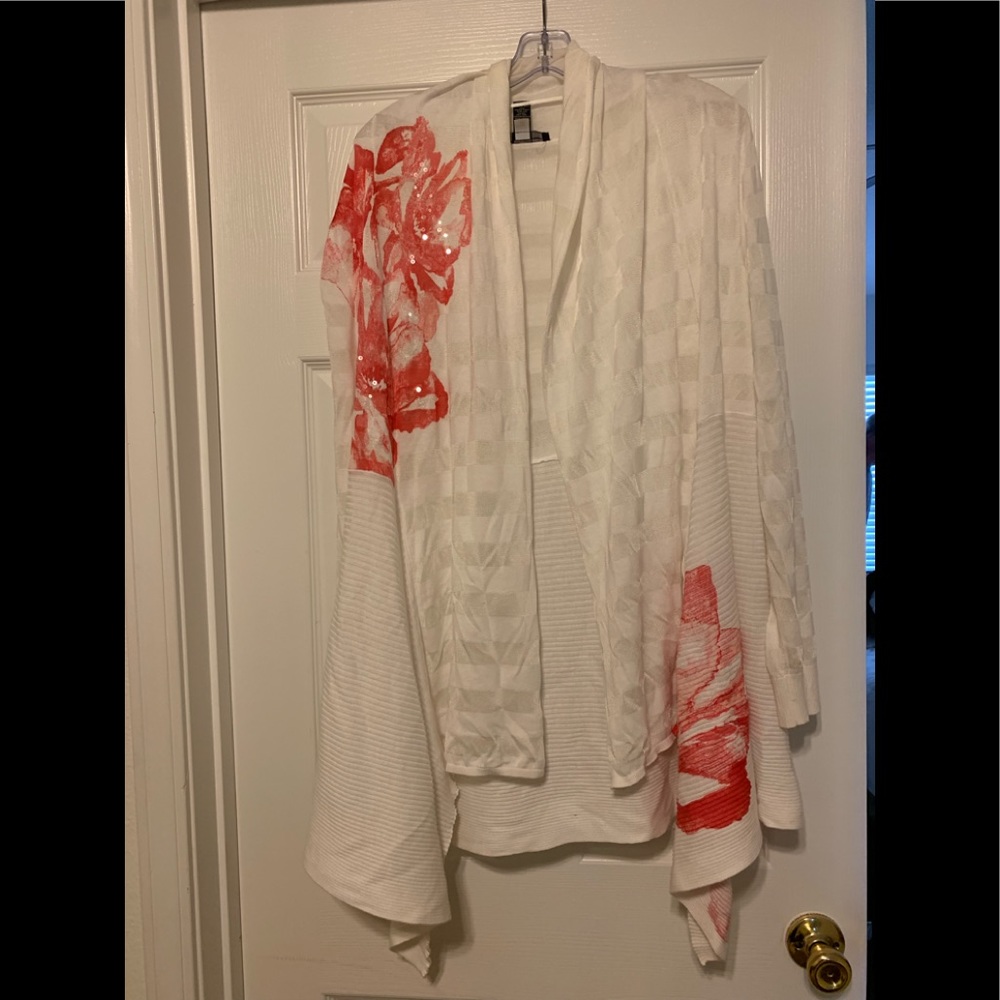 INC Size 1X Ruana.